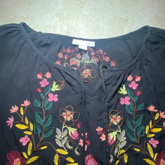 J.Jill Petite Black Floral Embroidered Boho Hippie Artisan Cottagecore Blouse - Picture 4 of 8